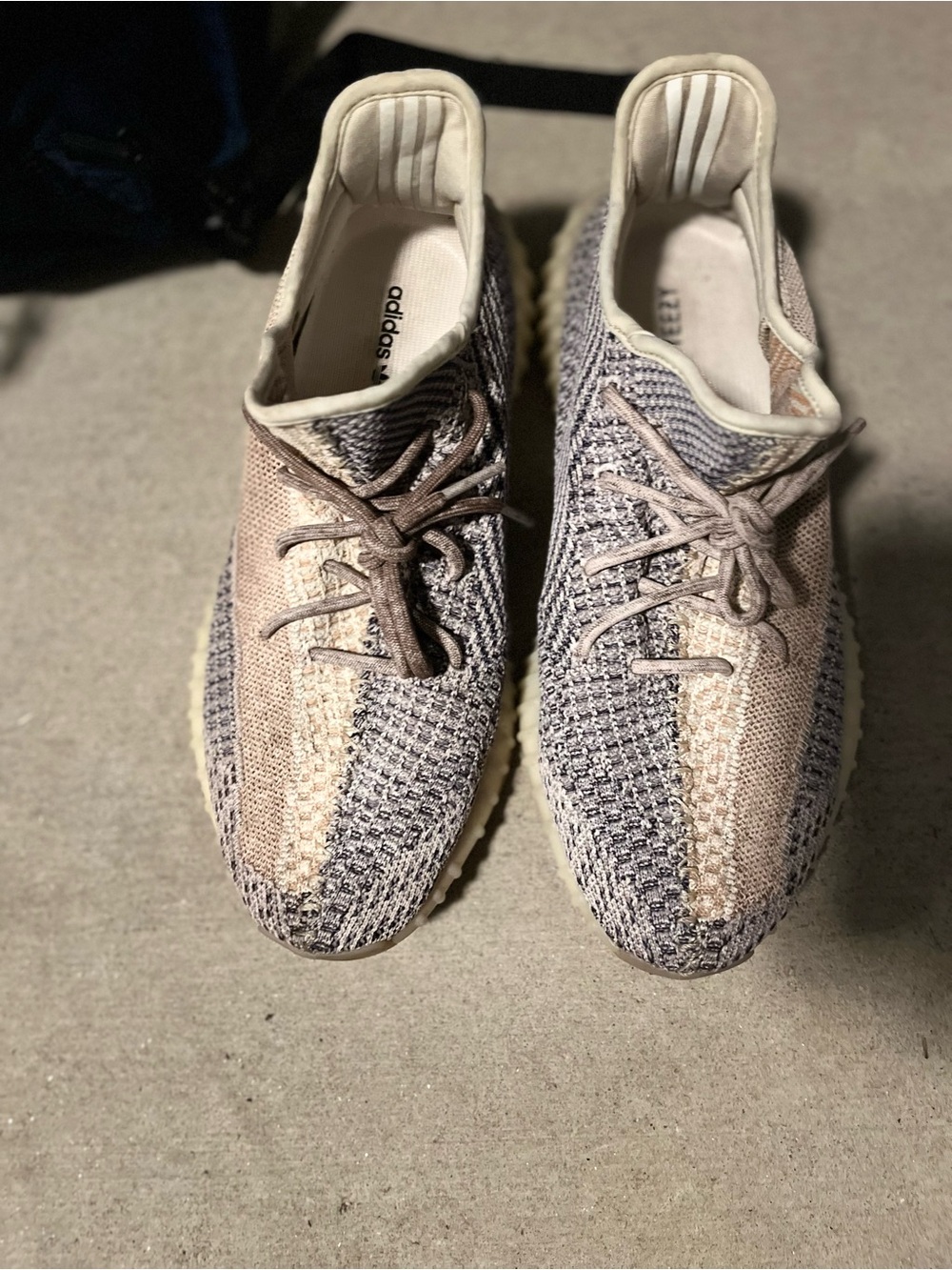 Adidas Yeezy Boost 350 V2 “ Ash pearl ”